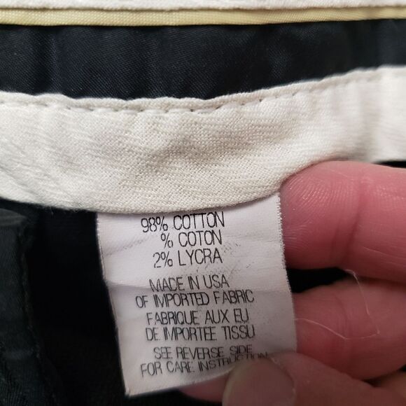 THEORY Palmer Bermuda Shorts Classic Style - Picture 6 of 7